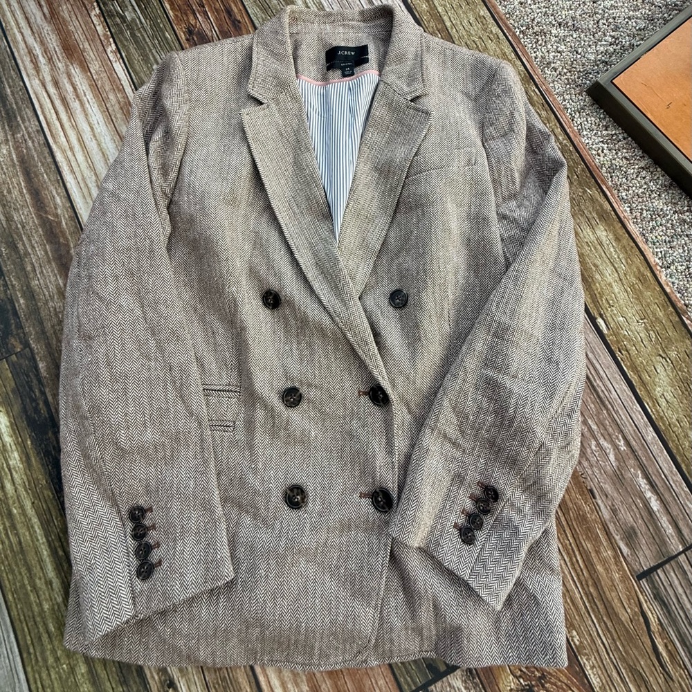 J. Crew Bristol Double-Breasted Blazer in Italian Cotton-Linen Herringbone - Picture 2 of 7